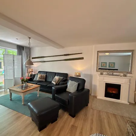 Apartament Moewennest Und Fischerstuv Timmendorfer Strand